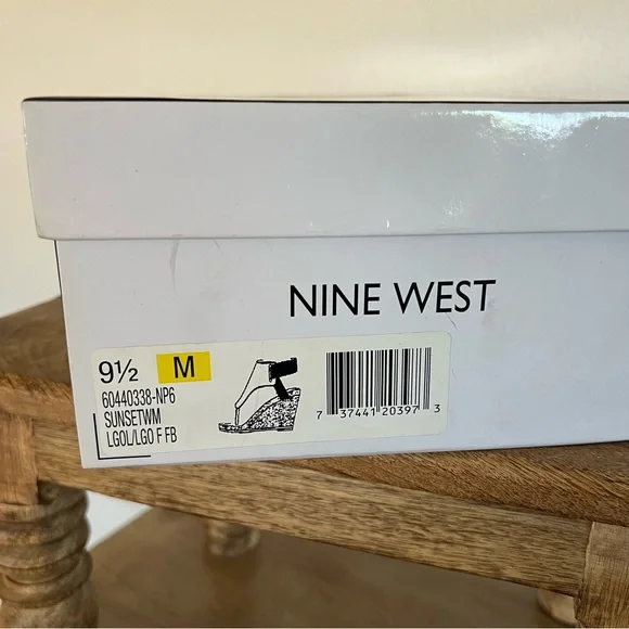 NINE WEST light gold cork wedge sandals stretchy back strap with box - Picture 2 of 6